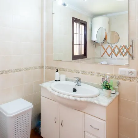 Club Salino Hideaway-your Peaceful Retreat With Pool In Torrevieja